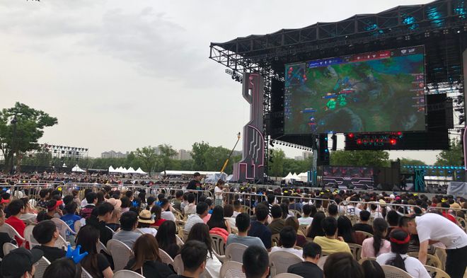 和影响力 和影响力