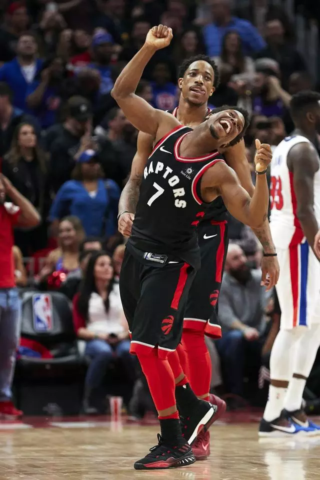 他依然是更 他依然是更