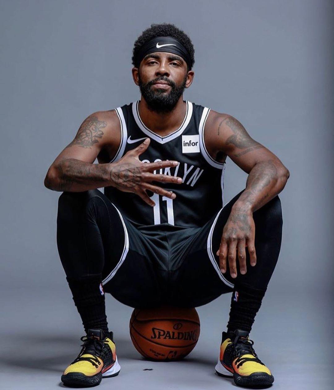 通过引入新 通过引入新