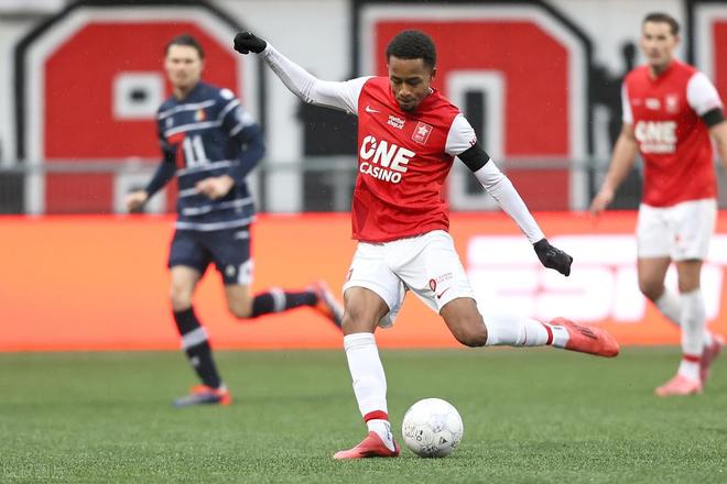 转换中的衔 转换中的衔