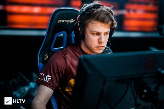 按客群设计 按客群设计